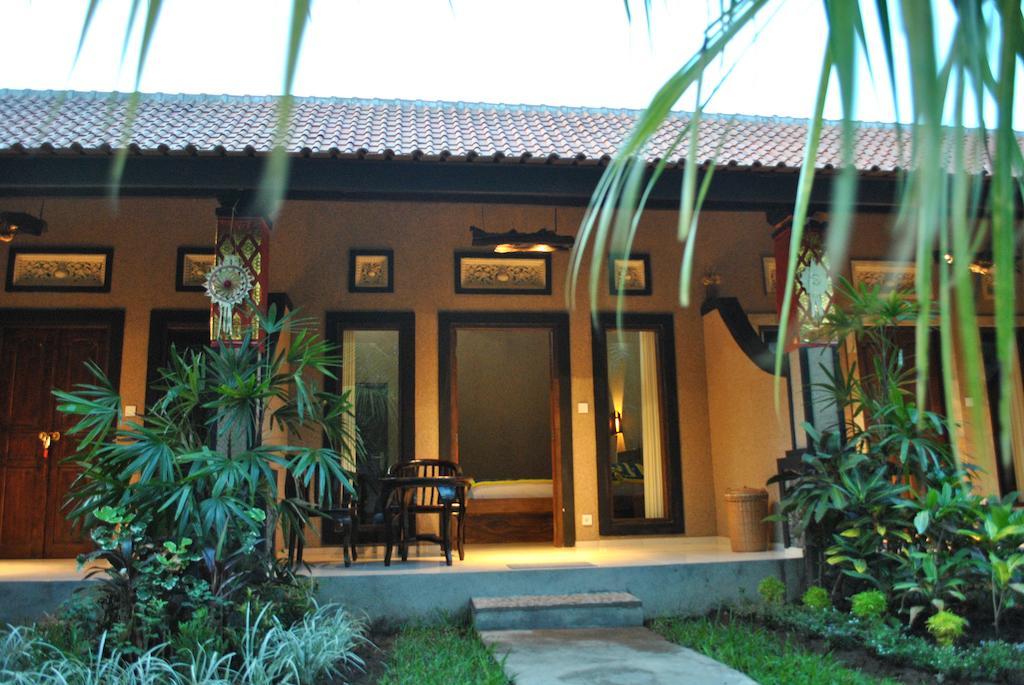 Pondok Rahayu Guest House ペムテラン エクステリア 写真